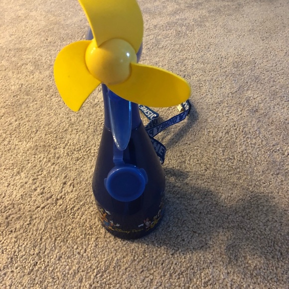 Water Fan from Walt Disney World - Picture 2 of 4